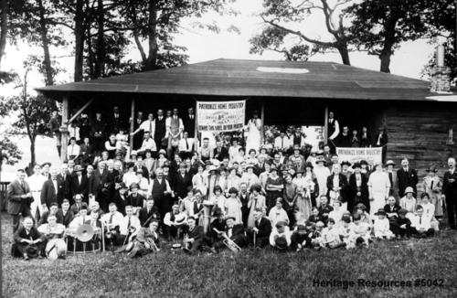 Typographical Union Local 85. Annual picnic at Crystal Beach. Circa 1922