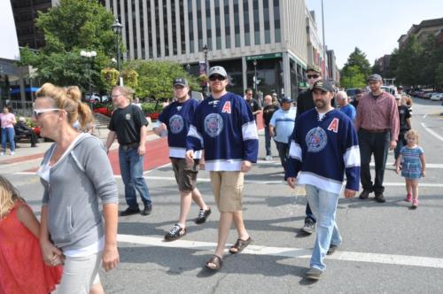 UA local 213 members marched in the parade. (Photo: Peter Walsh)