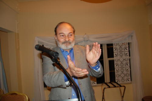 Enrique Tabak, an original member of the "No Candu Committee," spoke at the March 13th, 2010 Canada/ Argentina Friendship Dinner. (Peter Walsh Photo)